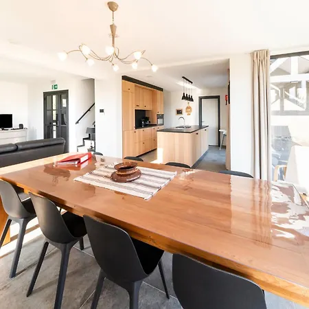 Casa vacanze Stylish In Petit-thier, Cleaning Included *