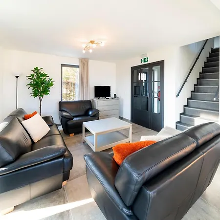 Stylish In Petit-thier, Cleaning Included Casa vacanze Petit-Thier