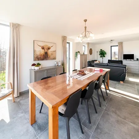 Stylish In Petit-thier, Cleaning Included Casa vacanze *