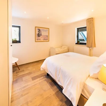 Casa vacanze Stylish In Petit-thier, Cleaning Included Petit-Thier